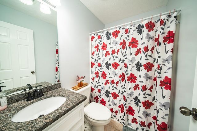 53 Shadowridge Lane, Phenix City, AL 36869