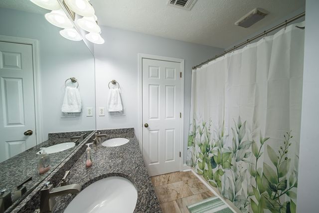 53 Shadowridge Lane, Phenix City, AL 36869