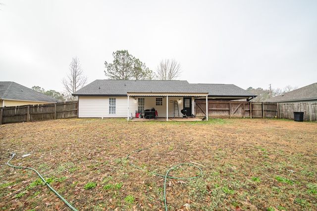 53 Shadowridge Lane, Phenix City, AL 36869