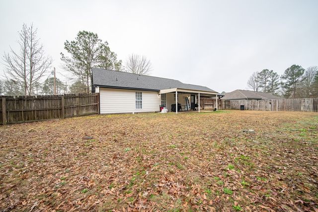 53 Shadowridge Lane, Phenix City, AL 36869