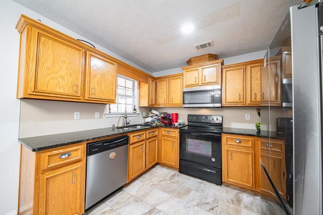 53 Shadowridge Lane, Phenix City, AL 36869