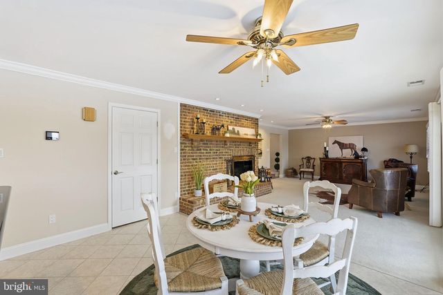 39937 CHARLES TOWN PIKE, Hamilton, VA 20158