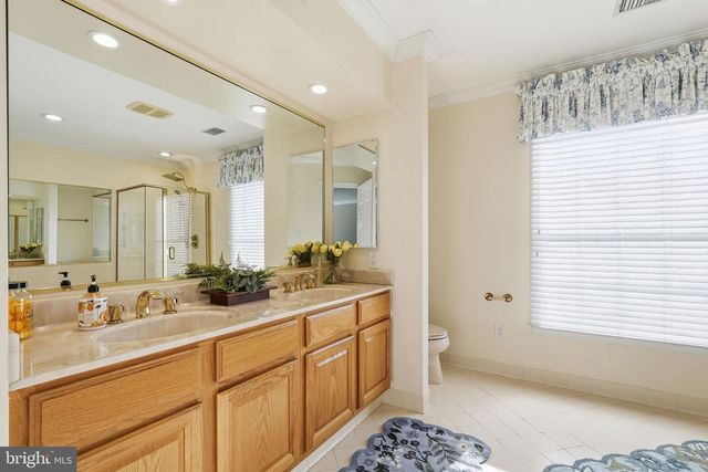 39937 CHARLES TOWN PIKE, Hamilton, VA 20158