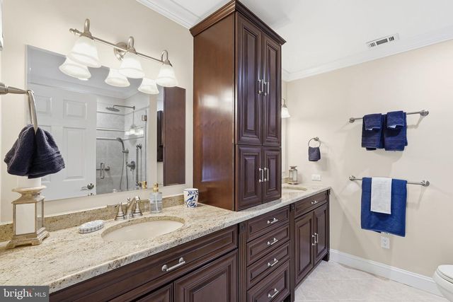 39937 CHARLES TOWN PIKE, Hamilton, VA 20158