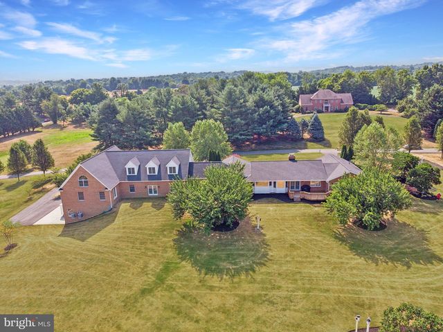 39937 CHARLES TOWN PIKE, Hamilton, VA 20158