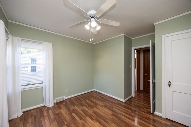2404 47th Street, Des Moines, IA 50310