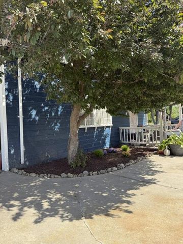 13247 Vineyard Road, Waterford, CA 95386