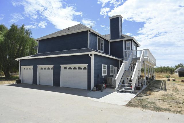 13247 Vineyard Road, Waterford, CA 95386
