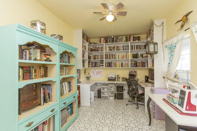 13247 Vineyard Road, Waterford, CA 95386