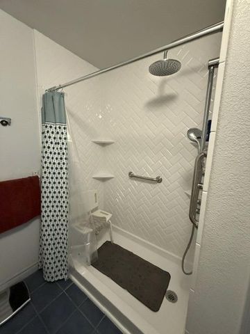 13247 Vineyard Road, Waterford, CA 95386