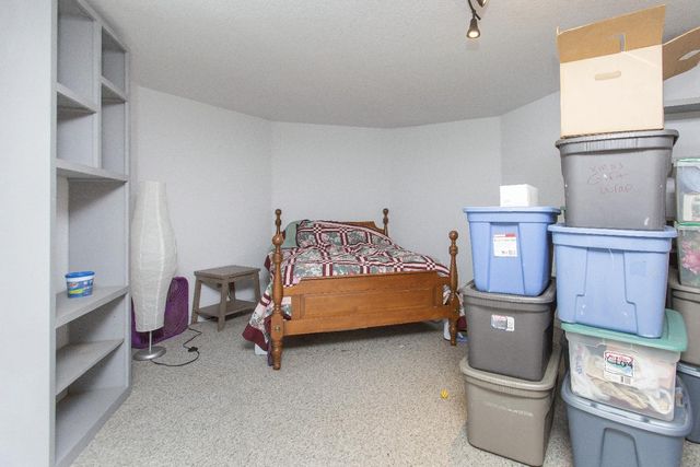 13247 Vineyard Road, Waterford, CA 95386