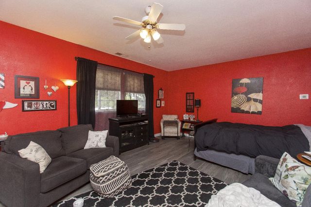 13247 Vineyard Road, Waterford, CA 95386