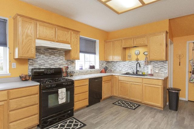 13247 Vineyard Road, Waterford, CA 95386