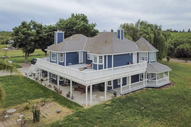 13247 Vineyard Road, Waterford, CA 95386