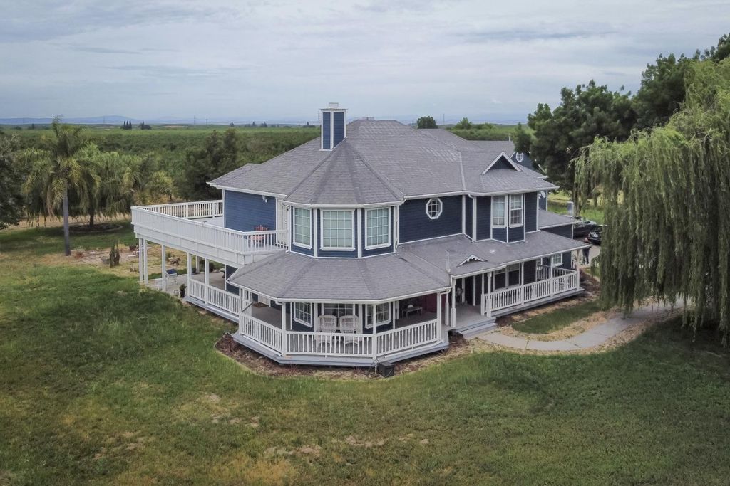 13247 Vineyard Road, Waterford, CA 95386