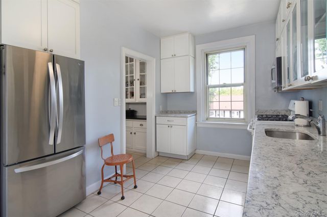 1 Park Lane 3A, Mount Vernon, NY 10552