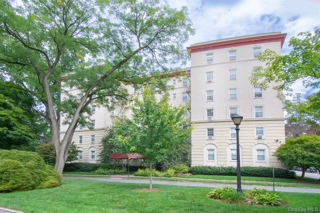 1 Park Lane 3A, Mount Vernon, NY 10552