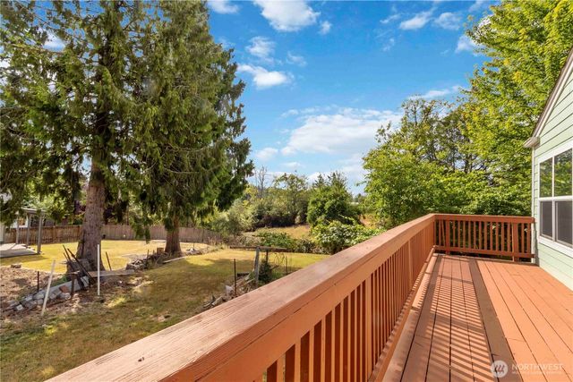 912 Nevada Drive, Longview, WA 98632