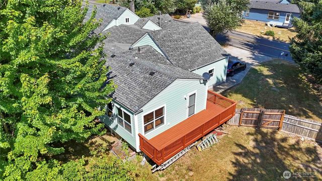 912 Nevada Drive, Longview, WA 98632