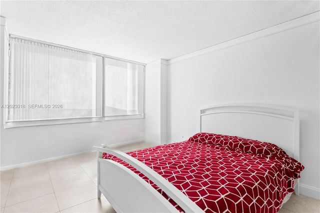 18051 Biscayne Blvd 1105, Aventura, FL 33160