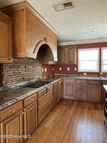121 Hideaway Road, Belhaven, NC 27810