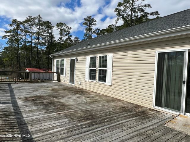 121 Hideaway Road, Belhaven, NC 27810