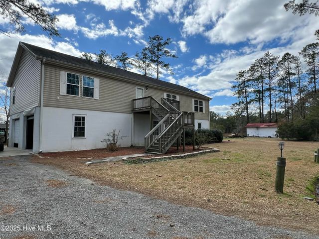 121 Hideaway Road, Belhaven, NC 27810