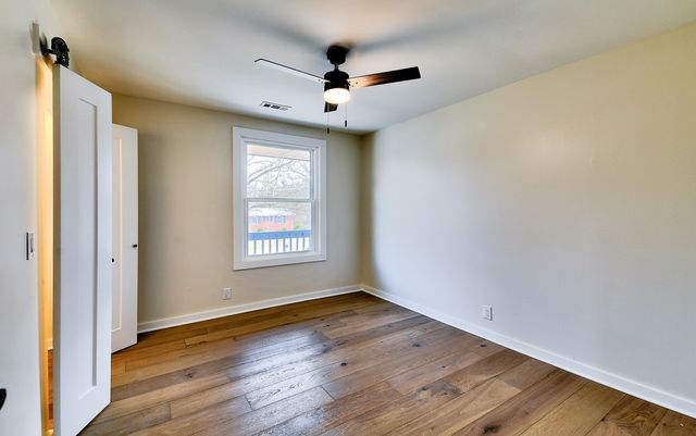 8125 Gordon Ln, Hermitage, TN 37076