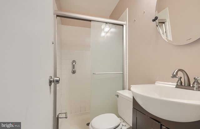 116 ESSEX DR, Sicklerville, NJ 08081