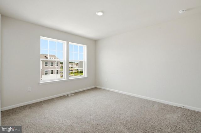 116 ESSEX DR, Sicklerville, NJ 08081