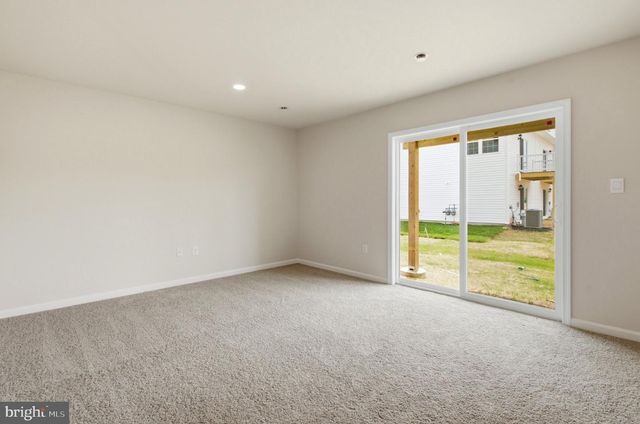 116 ESSEX DR, Sicklerville, NJ 08081