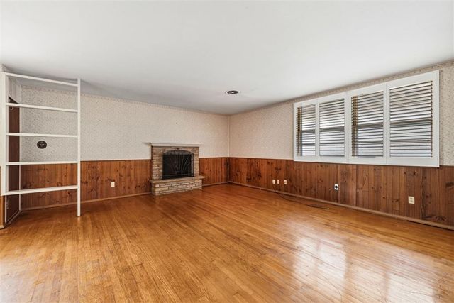 2414 Oxford Way, Oklahoma City, OK 73120