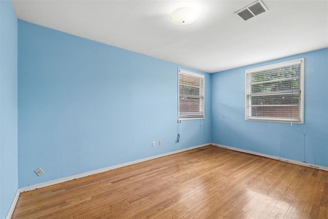 2414 Oxford Way, Oklahoma City, OK 73120