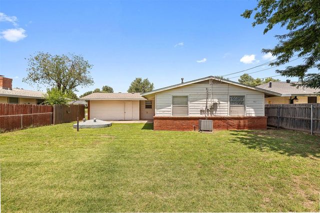 2414 Oxford Way, Oklahoma City, OK 73120