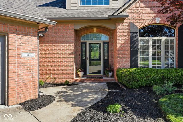 142 Wagon Trail, Mooresville, IN 46158