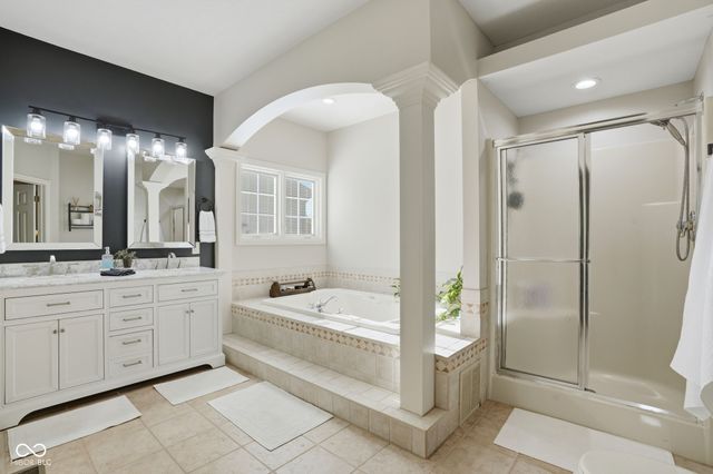 142 Wagon Trail, Mooresville, IN 46158