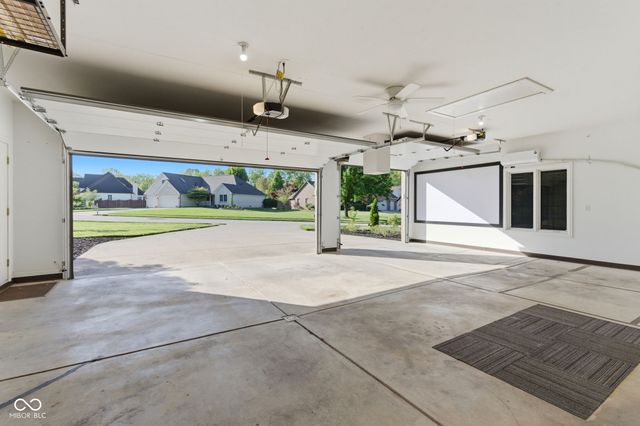 142 Wagon Trail, Mooresville, IN 46158