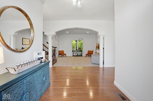 142 Wagon Trail, Mooresville, IN 46158