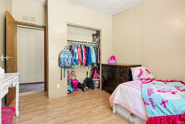 55921 Apple Road, Osceola, IN 46561