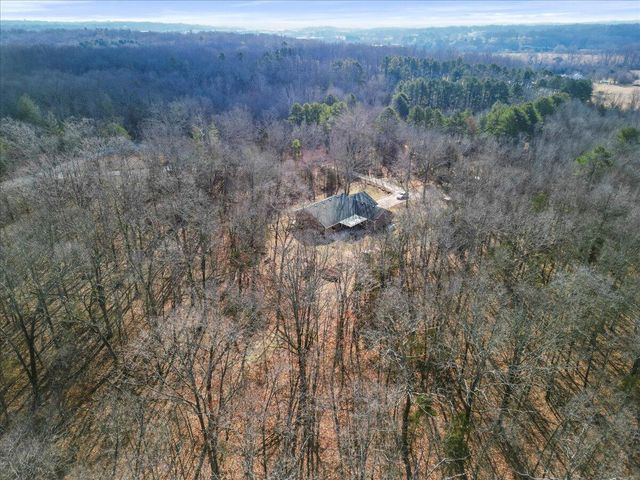 1219 County Road 6170, West Plains, MO 65775