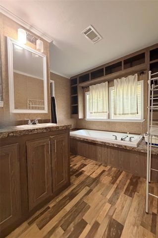 9 Gambrell Road, Huntsville, TX 77320