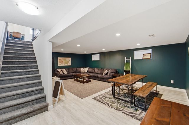 628 NE 56th Street, Ankeny, IA 50021