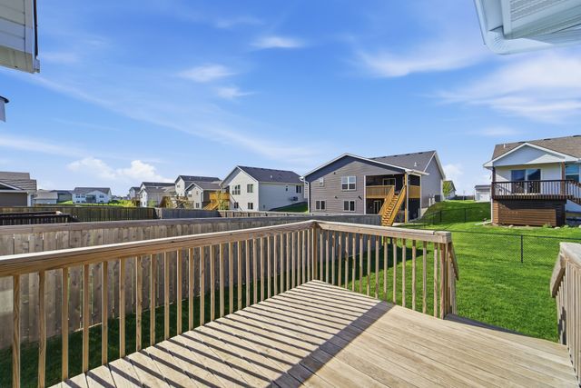 628 NE 56th Street, Ankeny, IA 50021