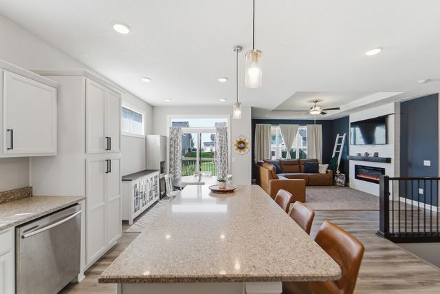 628 NE 56th Street, Ankeny, IA 50021