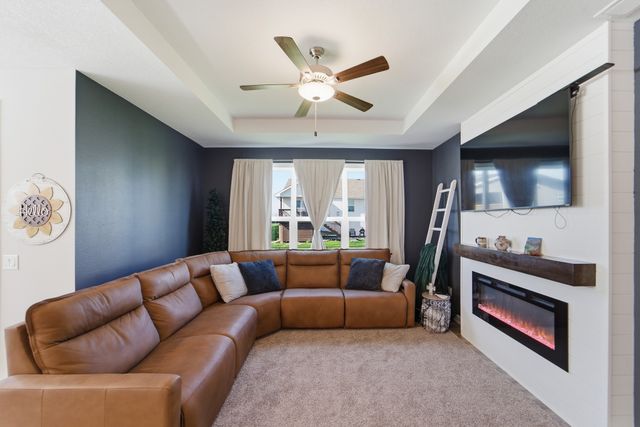 628 NE 56th Street, Ankeny, IA 50021
