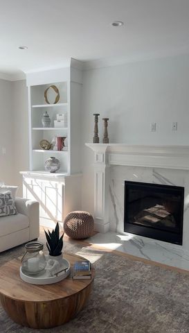 130 Syosset Woodbury Road, Syosset, NY 11791