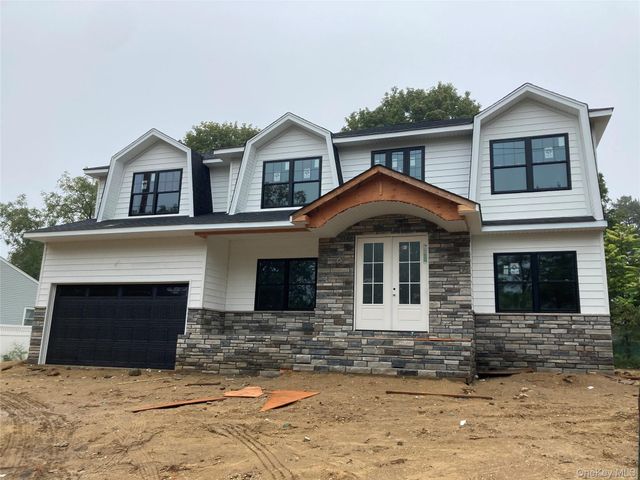 130 Syosset Woodbury Road, Syosset, NY 11791