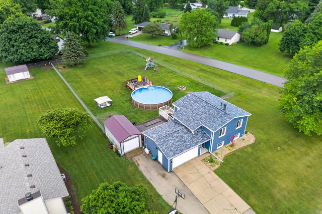 11515 Cedarbrook Road, Roscoe, IL 61073