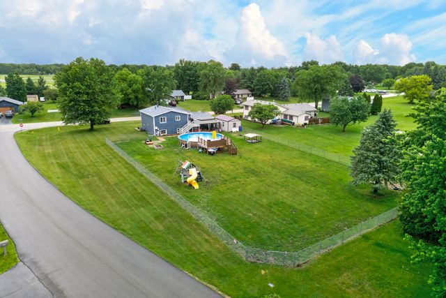11515 Cedarbrook Road, Roscoe, IL 61073