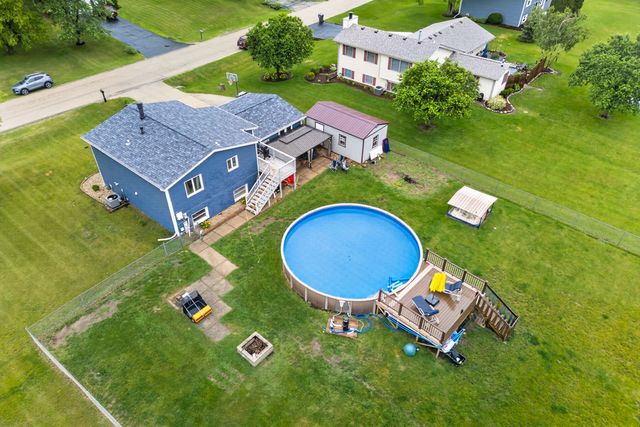 11515 Cedarbrook Road, Roscoe, IL 61073